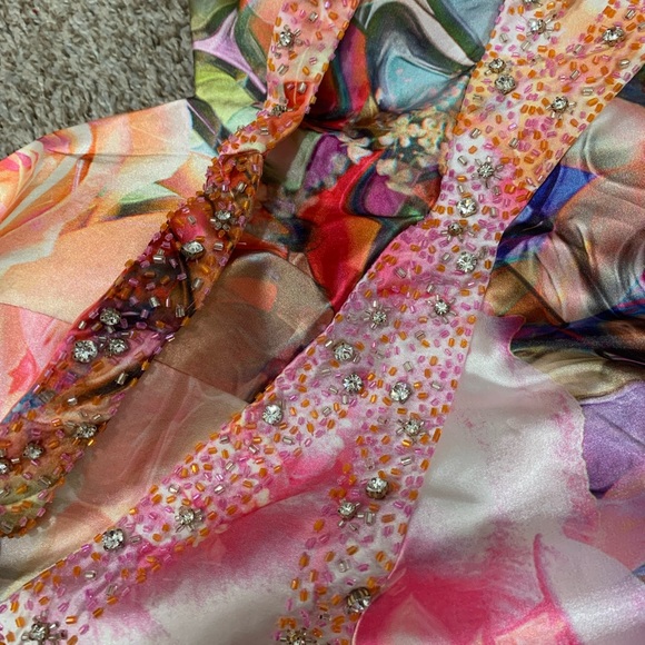 New Floral-Print Satin Halter Beaded Party Dress with Shawl - Picture 13 of 15